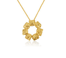Gold circle necklace